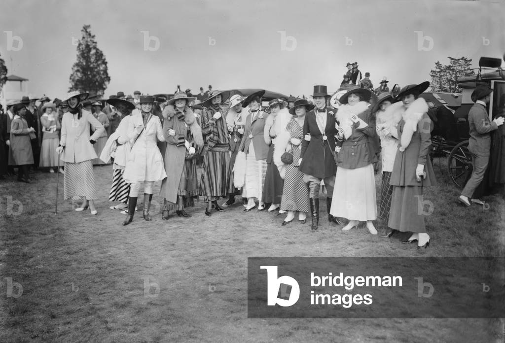 Women modeling At Rockaway Hunt Meet, 'Fashion Mannekins', photograph c.early 1910s