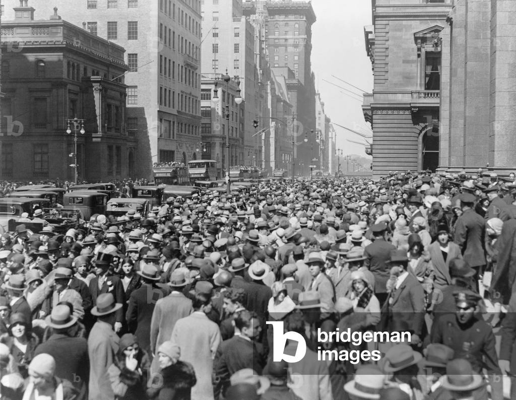Easter Sunday crowd on Fifth Avenue, New York City, as thousands of worshippers left church to take part in the holiday promenade. c. 1925