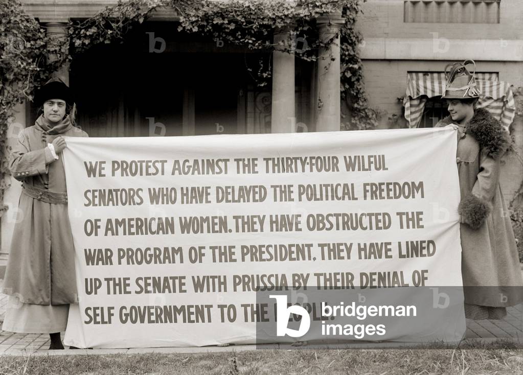 Women's suffrage activists protest the U.S. Senate's failure to pass the federal woman suffrage amendment in 1918. In January 1918, after President Wilson finally declared his support, the House of Representatives, unlike the Senate, passed the amendment by two-thirds majority