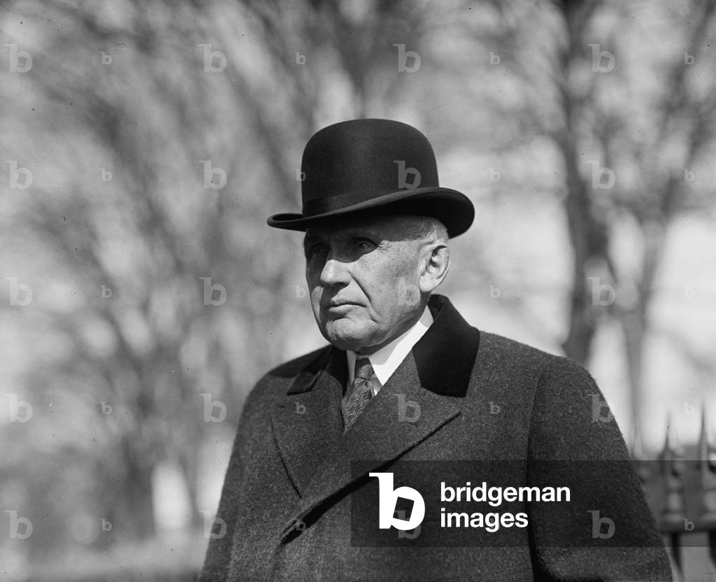 Frank Billings Kellogg (1856-1937), U.S. secretary of State (192529) at the State Department in 1923. Kellogg received the Nobel Prize for Peace in 1929 for Kellogg-Briand Pact of 1928, an international agreement prohibiting war