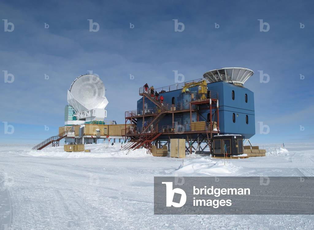 Antarctic research station supporting the Norwegian-U.S. climate change research in the polar summer of 2009