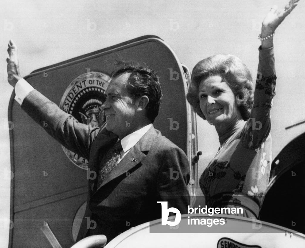 1972 US Presidency. President Richard Nixon and First Lady Patricia Nixon wave to crowd prior to boarding Air Force 1 for their departure to Hawaii, September, 1972