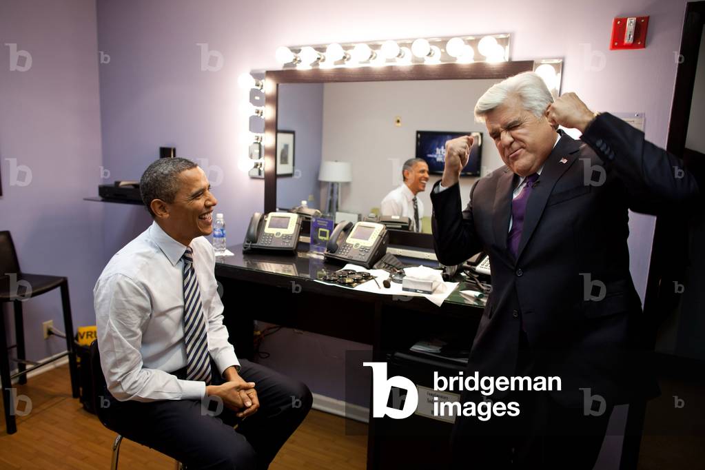 Barack Obama et Jay Leno: President Barack Obama and Jay Leno joke backstage before taping 