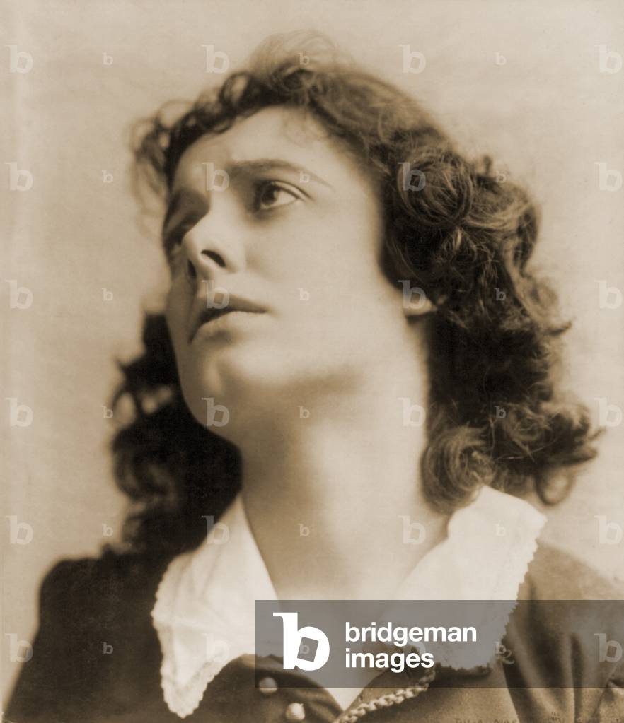 Julia Marlowe (1866-1950), English born American actress in expressive 1892 portrait by Benjamin Falk