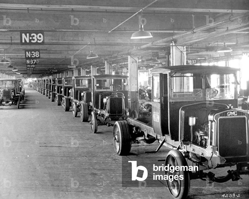 GENERAL MOTORS-GM's Chassis Assembly Dept., Detroit, 1927.