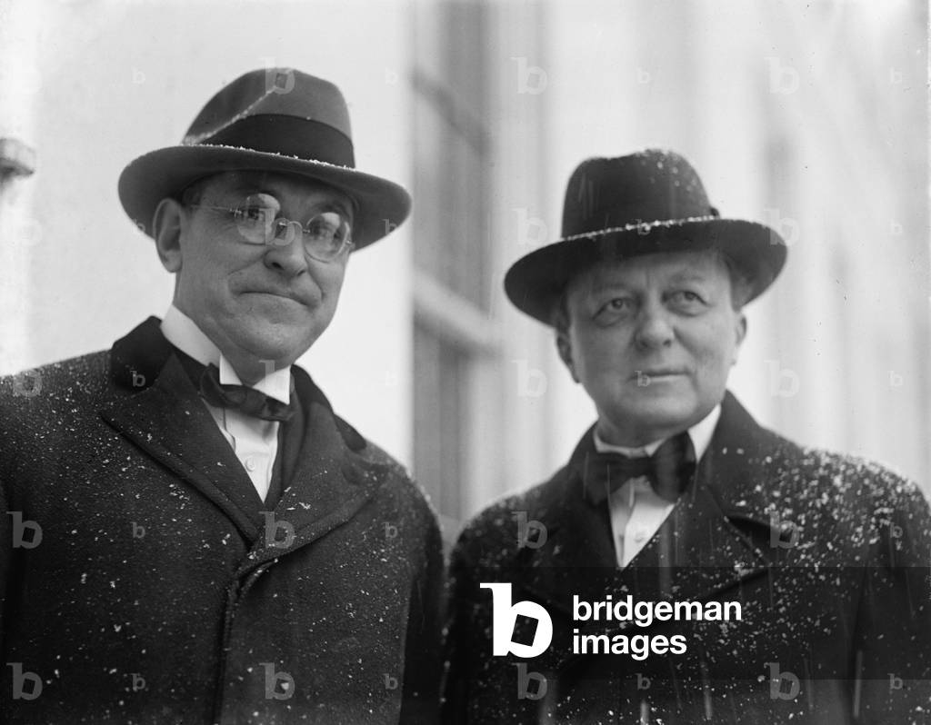 Owen J. Roberts (1875-1955) and Atlee Pomerene (1863-1937) were appointed as special prosecutors for the Teapot Dome scandals by president Calvin Coolidge in 1924