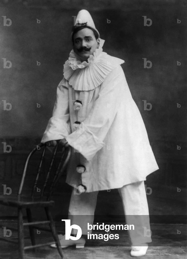Enrico Caruso (1873-1921), as the clown Canio in PAGLIACCI, an opera by Ruggero Leoncavallo. 1908