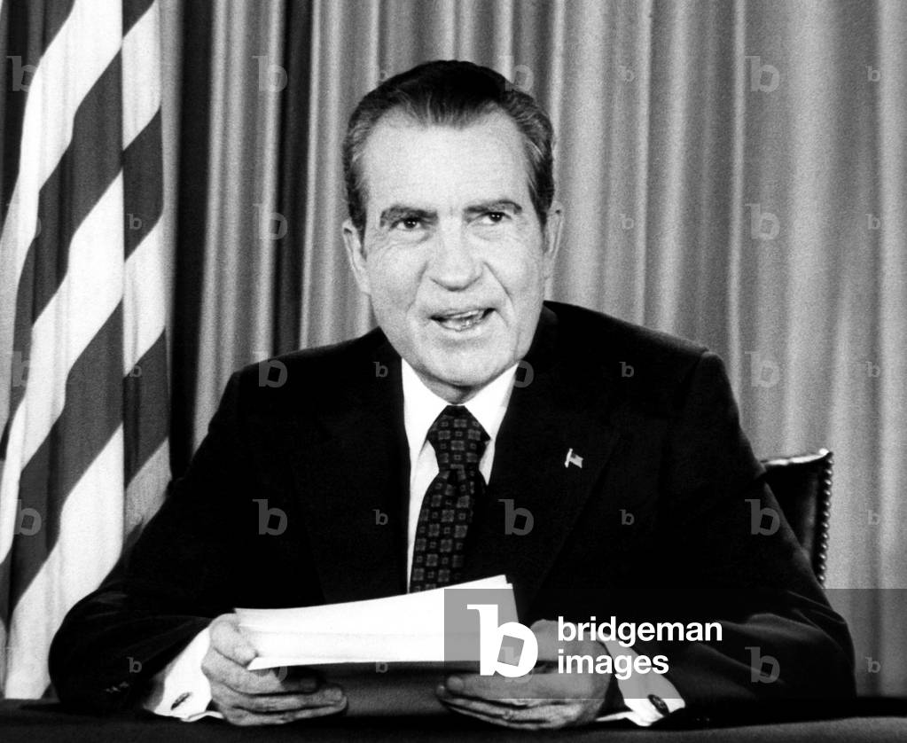 Richard Nixon declares his innocence in the Watergate scandal on tv, Washington D.C., 1973 (photo)