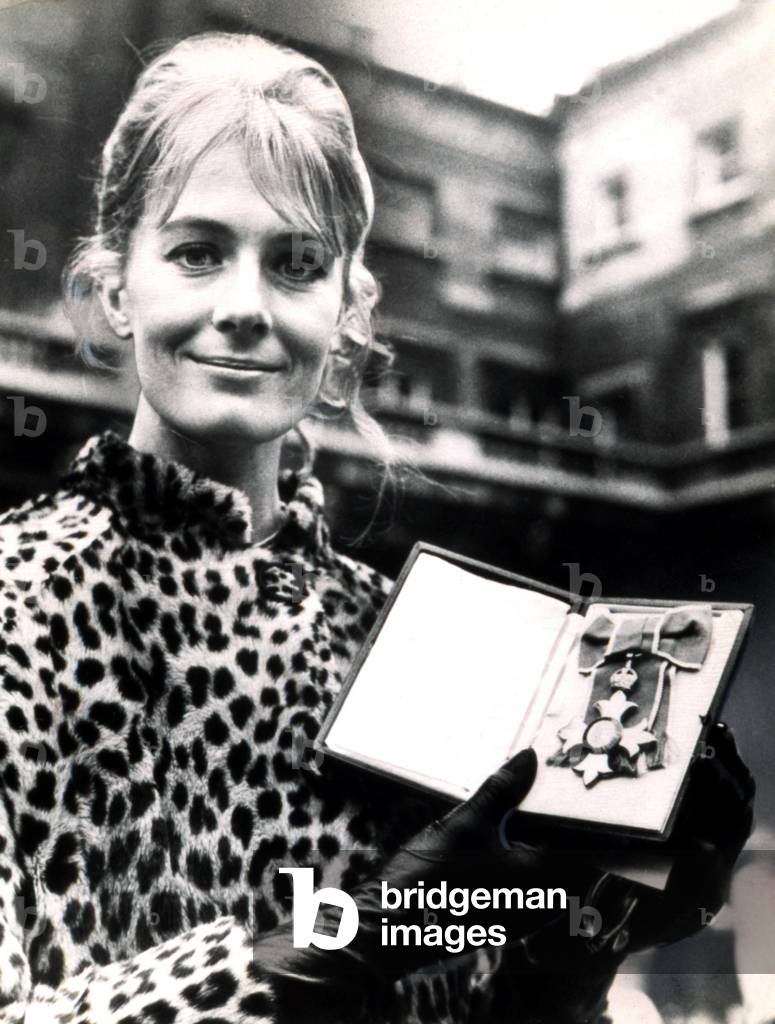 Vanessa Redgrave with her C.B.E. Award, 1968