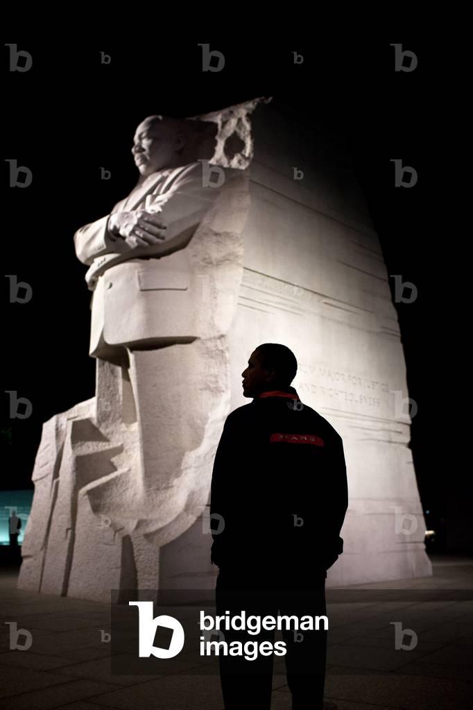 Barack Obama: President Barack Obama tours the Martin Luther King, Jr. National Memorial in Washington, D.C., Oct. 14, 2011 (photo)