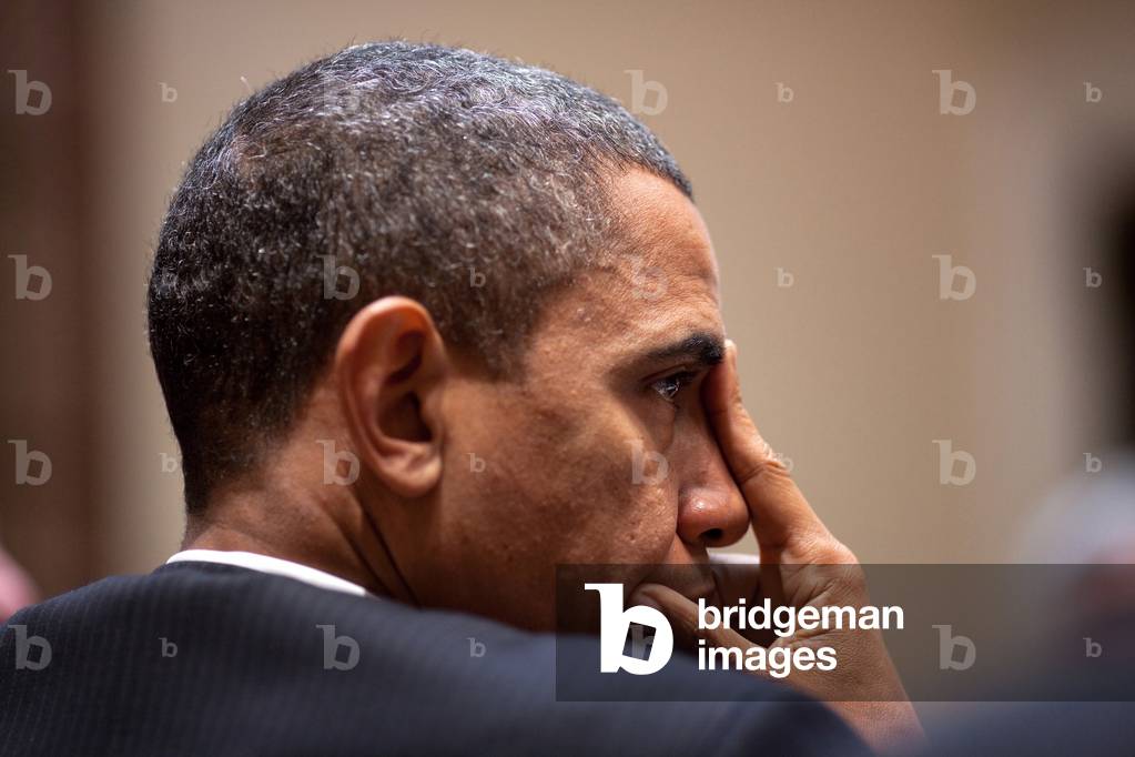 President Barack Obama meets with administration officials during a meeting on the BP oil spill. May 14 2010.,