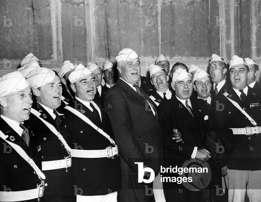 President Franklin Roosevelt singing 'Home on the Range' with the American Legion Glee Club of Syracuse, NY, Sept. 30, 1936