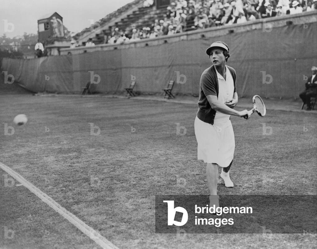Helen Wills playing tennis at Forest Hills, N.Y. 1933