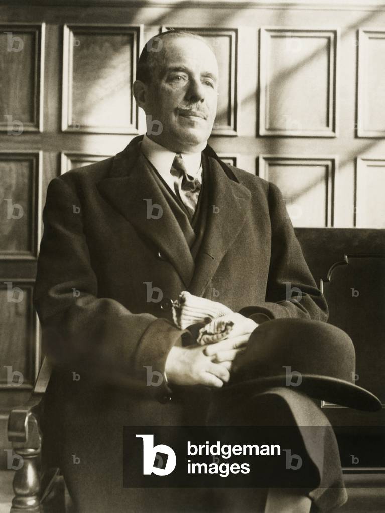 Sir Joseph Duveen sold paintings of Europe's declining aristocrats to American millionaires. c. 1929. His clients included Henry Clay Frick, William Randolph Hearst, Henry E. Huntington, J.P. Morgan, Samuel H. Kress, Andrew Mellon, John D. Rockefeller, and a Canadian, Frank Porter Wood