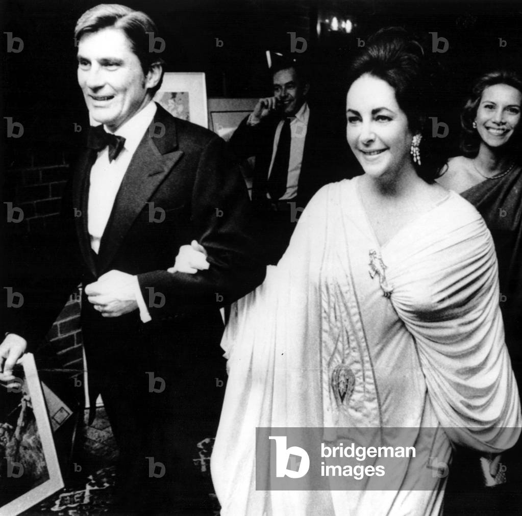 John Warner, Elizabeth Taylor at the 'Hearts of Gold' benefit for the Heart Association in Richmond, Va., 1/30/77