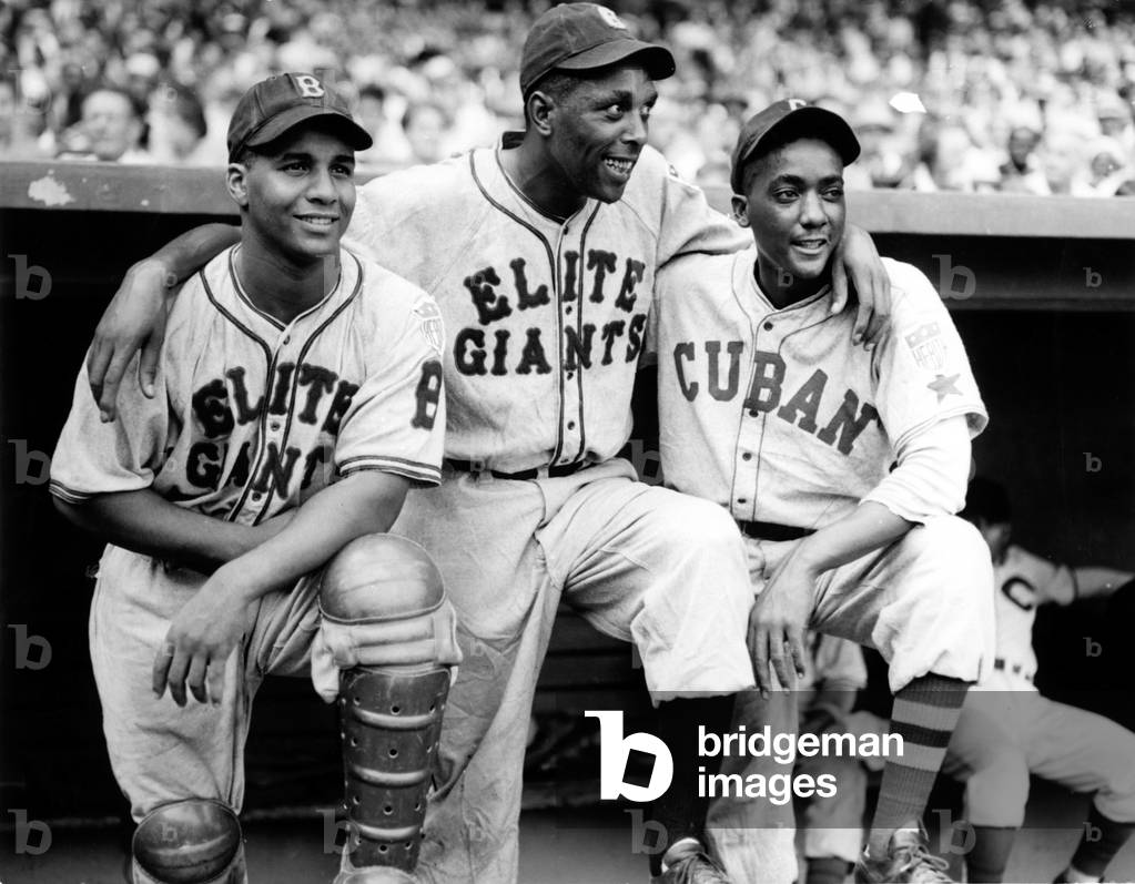 BASEBALL, (L), Catcher, Roy Campanella, with Sammy Hughes & Dave Barnhill, 8/18/42.