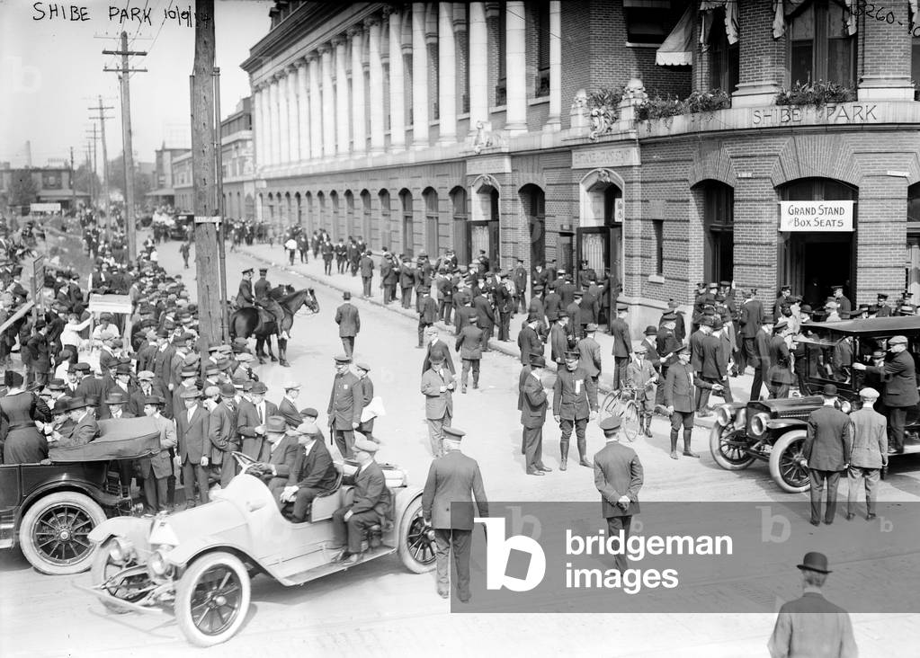 Baseball. Crowds at Shibe Park, Philadelphia, Pa. October 9, 1914