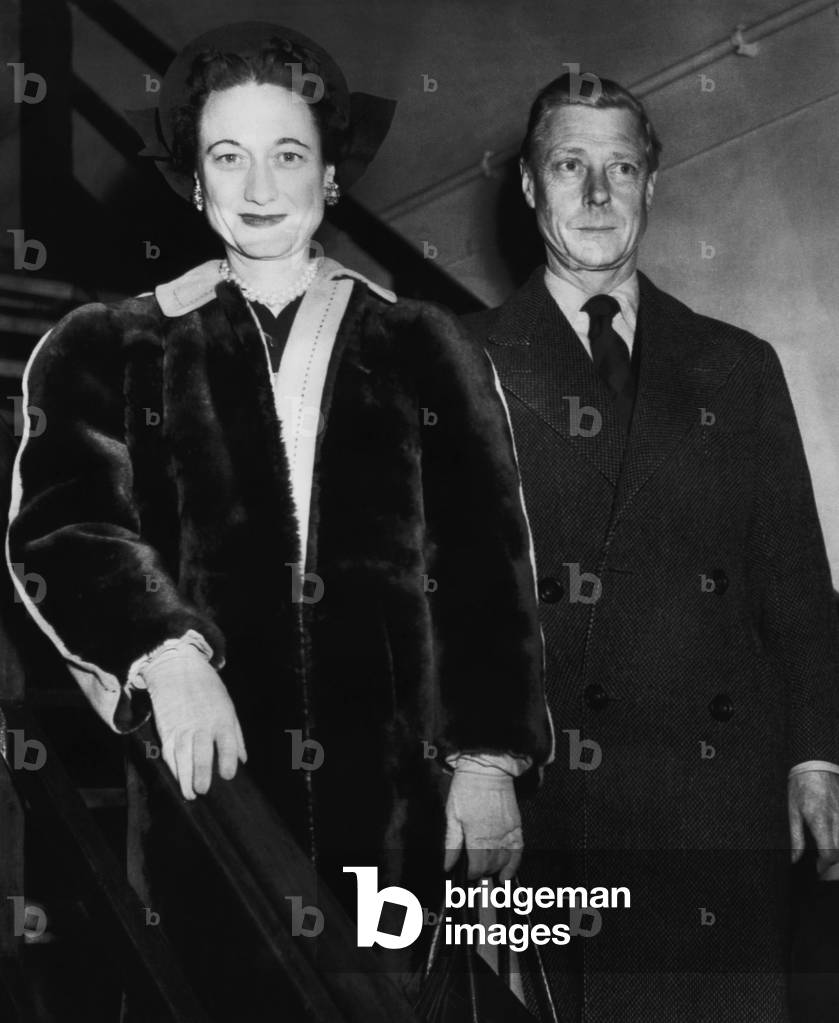 Duchess of Windsor Wallis Simpson and Prince Edward, Duke of Windsor, boarding the Queen Elizabeth at Southampton, England, 1946