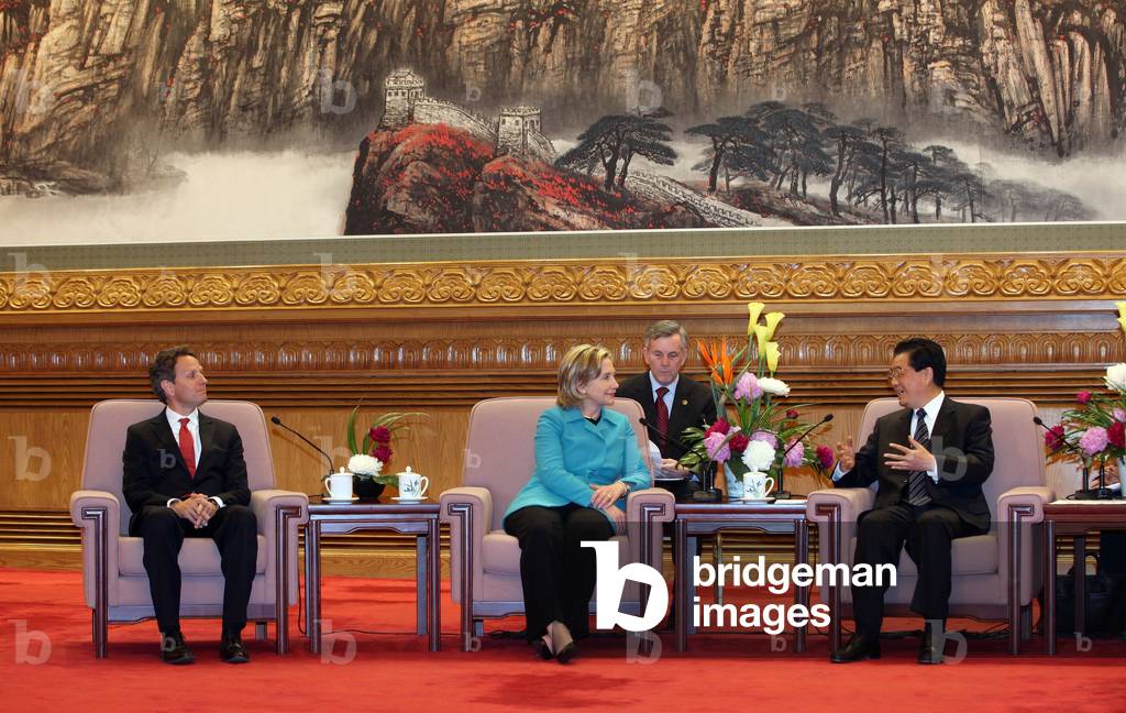 Timothy Geithner and Hillary Clinton met with Chinese President Hu Jintao for the 2nd U.S.-China Strategic and Economic Dialogue on May 24 2010. (BSWH_2011_8_23)