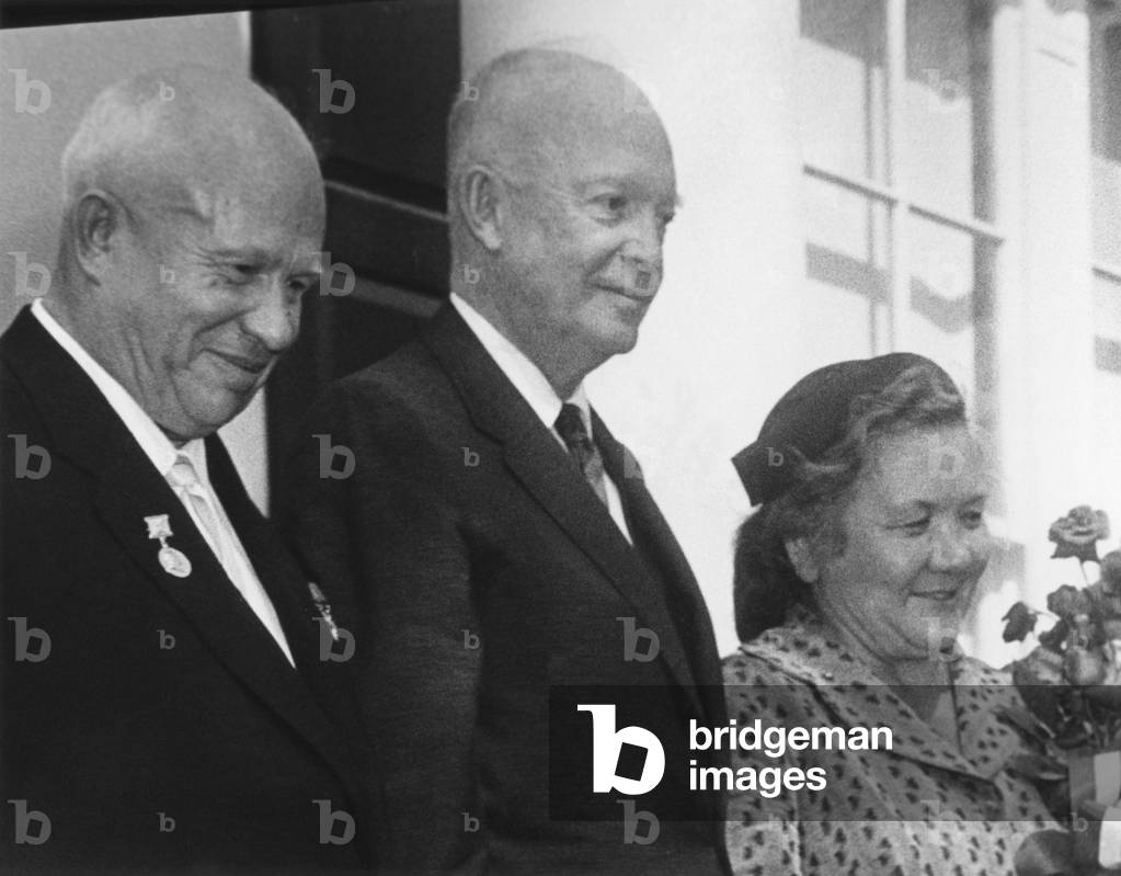 Premier Nikita Khrushchev and his wife Nina, welcomed by President Eisenhower at the White House. Sept. 15, 1959.