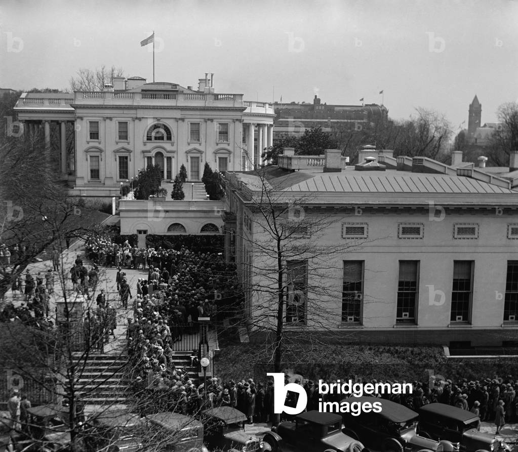 Crowds at the White House for admission to the Easter Celebration, April 1, 1929. There was no Easter Egg Roll in 1929, since First Lady Lou Hoover disliked aftermath of egg stench