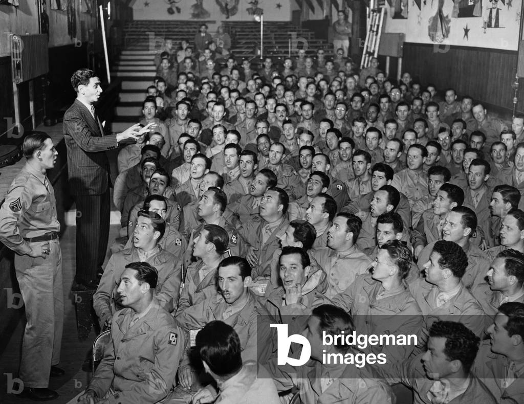 THIS IS THE ARMY, Irving Berlin rehearses with chorus, Camp Upton, NY, 6/9/1942