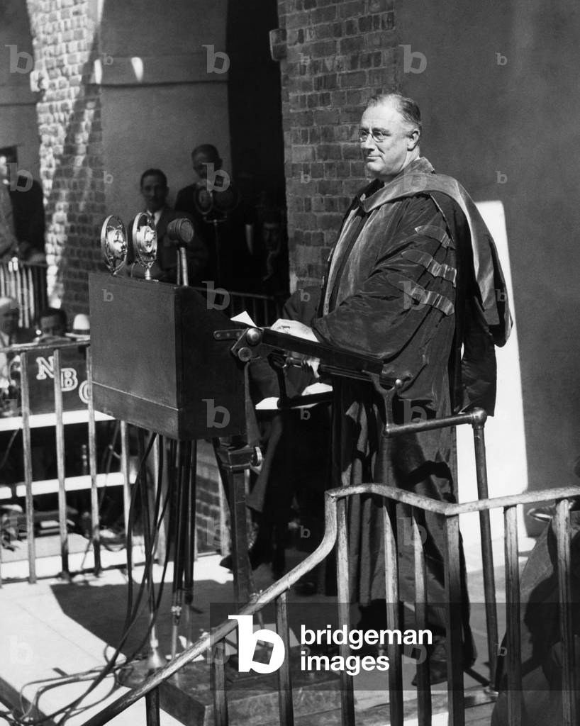 FDR Presidency. US President Franklin Delano Roosevelt delivering an address at the College of William and Mary after upon receiving an Honorary Degree, October 20, 1934