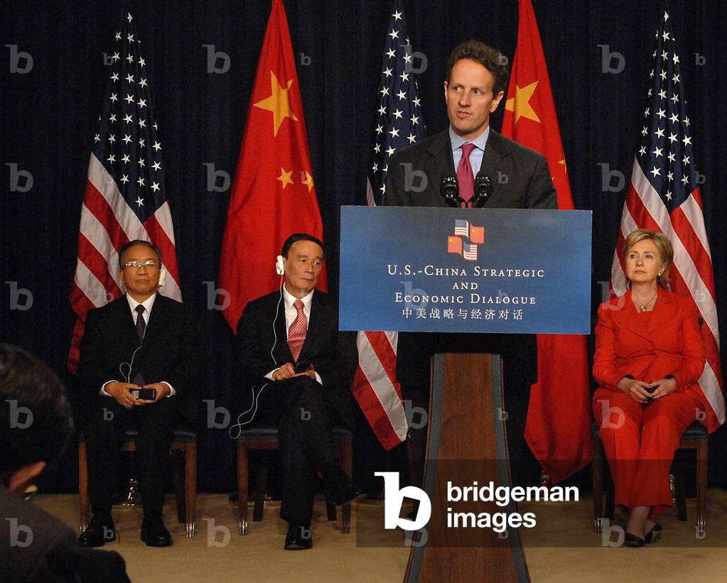 Timothy Geithner speaking at the conclusion of the first U.S.-China Strategic and Economic Dialogue. July 27-28 2009 (BSWH_2011_8_112)