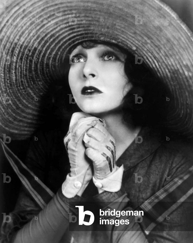 THE DIVINE LADY, Corinne Griffith, 1929