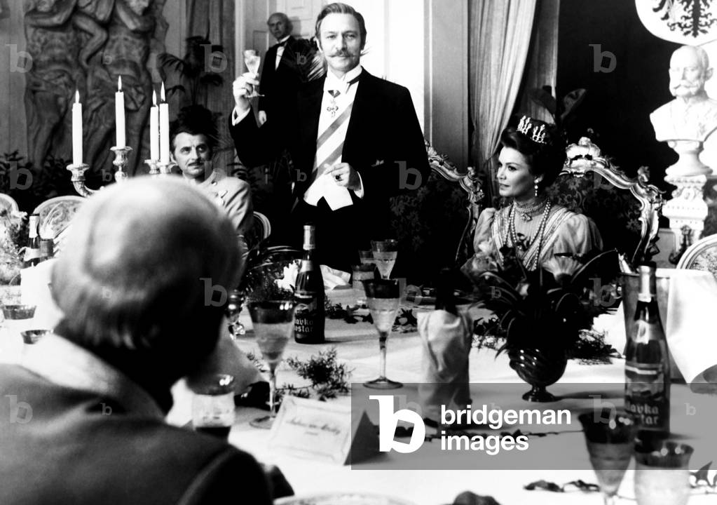 The Day That Shook the World by Veljko Bulajić, 1975 (b/w photo)