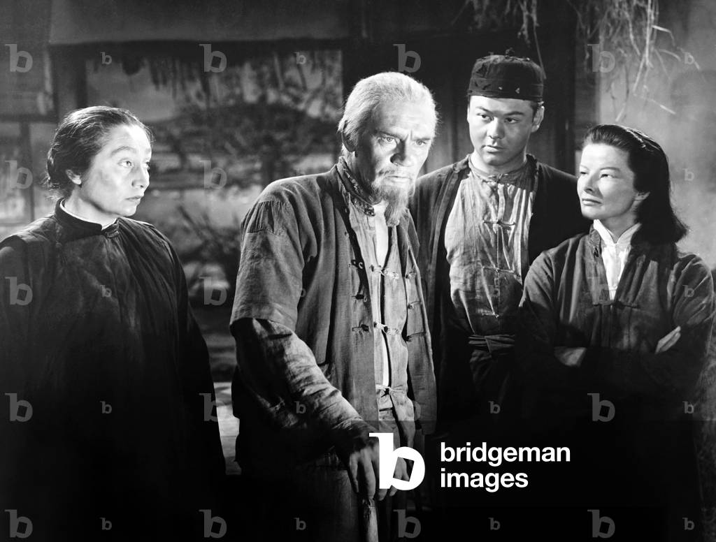 DRAGON SEED, from left, Aline MacMahon, Walter Huston,  Turhan Bey, Katharine Hepburn, 1944