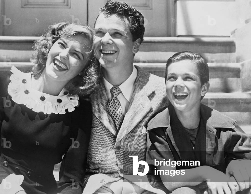 GLAMOUR BOY, from left: Susanna Foster, Jackie Cooper, Darryl Hickman on set, 1941