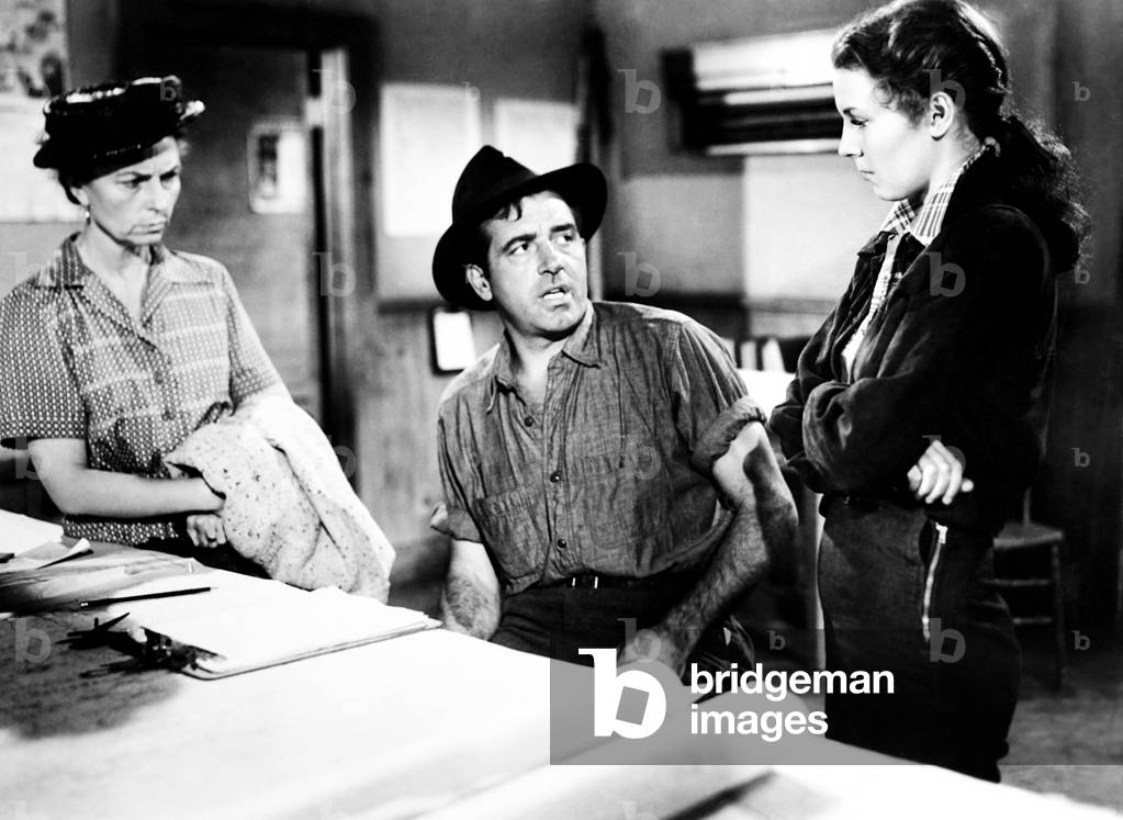 THE BLAZING FOREST, from left, Agnes Moorehead, John Payne, Susan Morrow, 1952