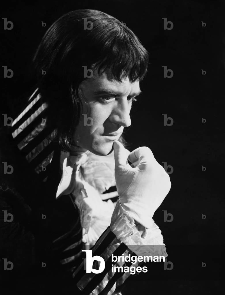 THE ELUSIVE PIMPERNEL, (aka THE FIGHTING PIMPERNEL), Cyril Cusack, 1950