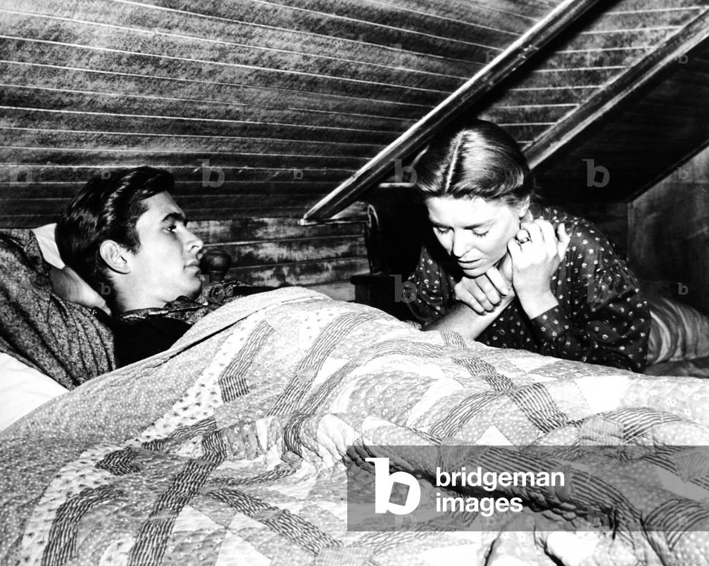 FRIENDLY PERSUASION, from left, Anthony Perkins, Dorothy McGuire, 1956