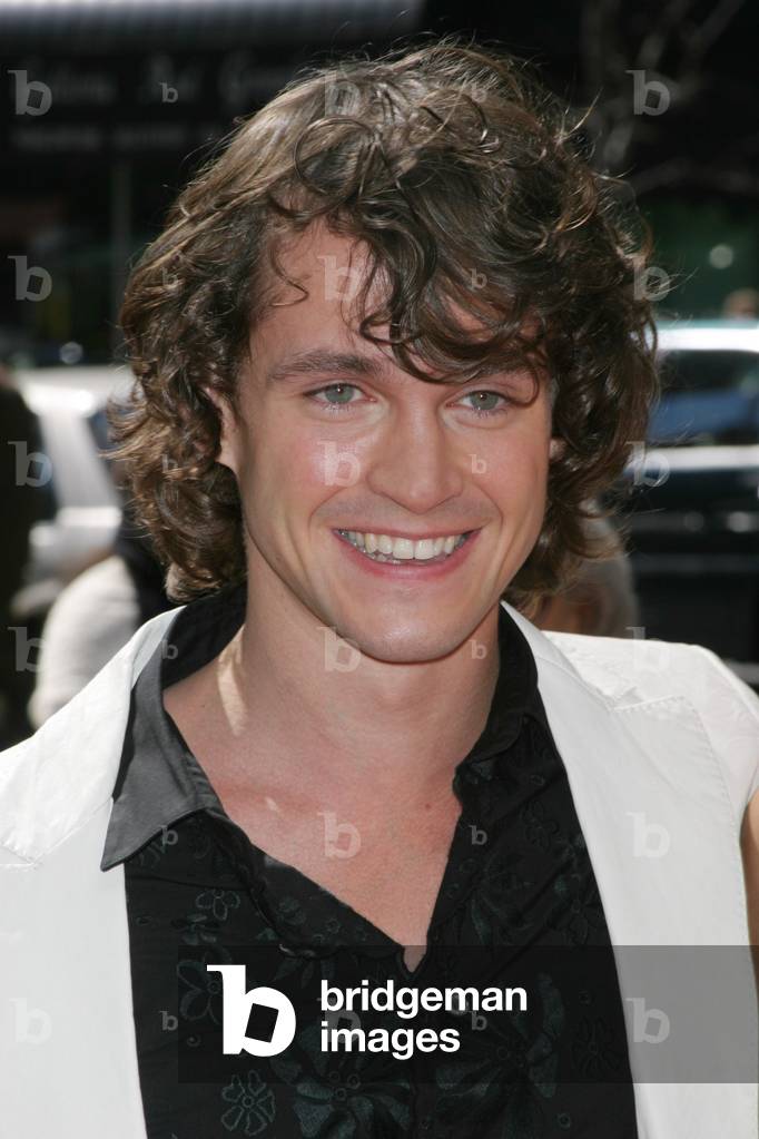 Hugh Dancy, 2004 (photo)