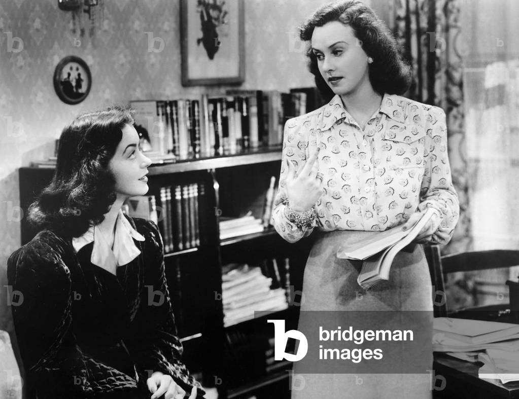 ELLERY QUEEN, MASTER DETECTIVE, from left: Marsha Hunt, Margaret Lindsey, 1940