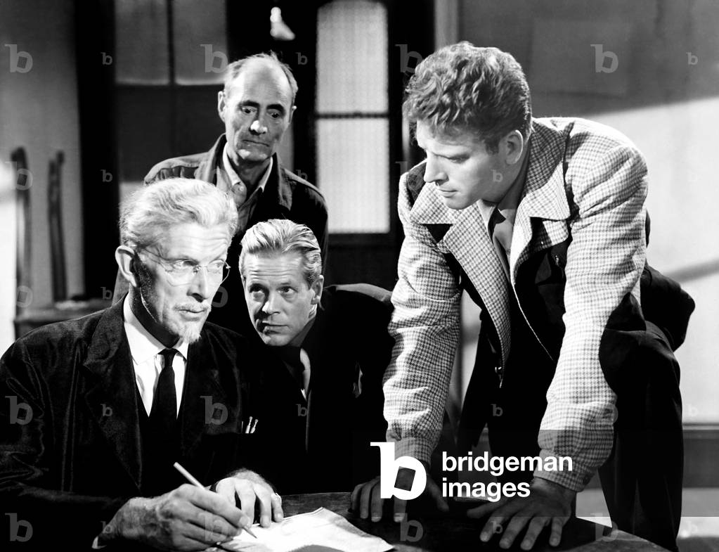 CRISS CROSS, from left, front, Alan Napier, Dan Duryea, Burt Lancaster, 1949