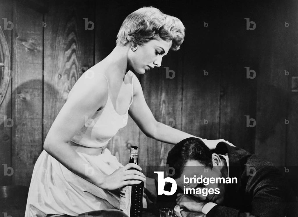 CRY VENGEANCE, from left: Martha Hyer, Mark Stevens, 1954