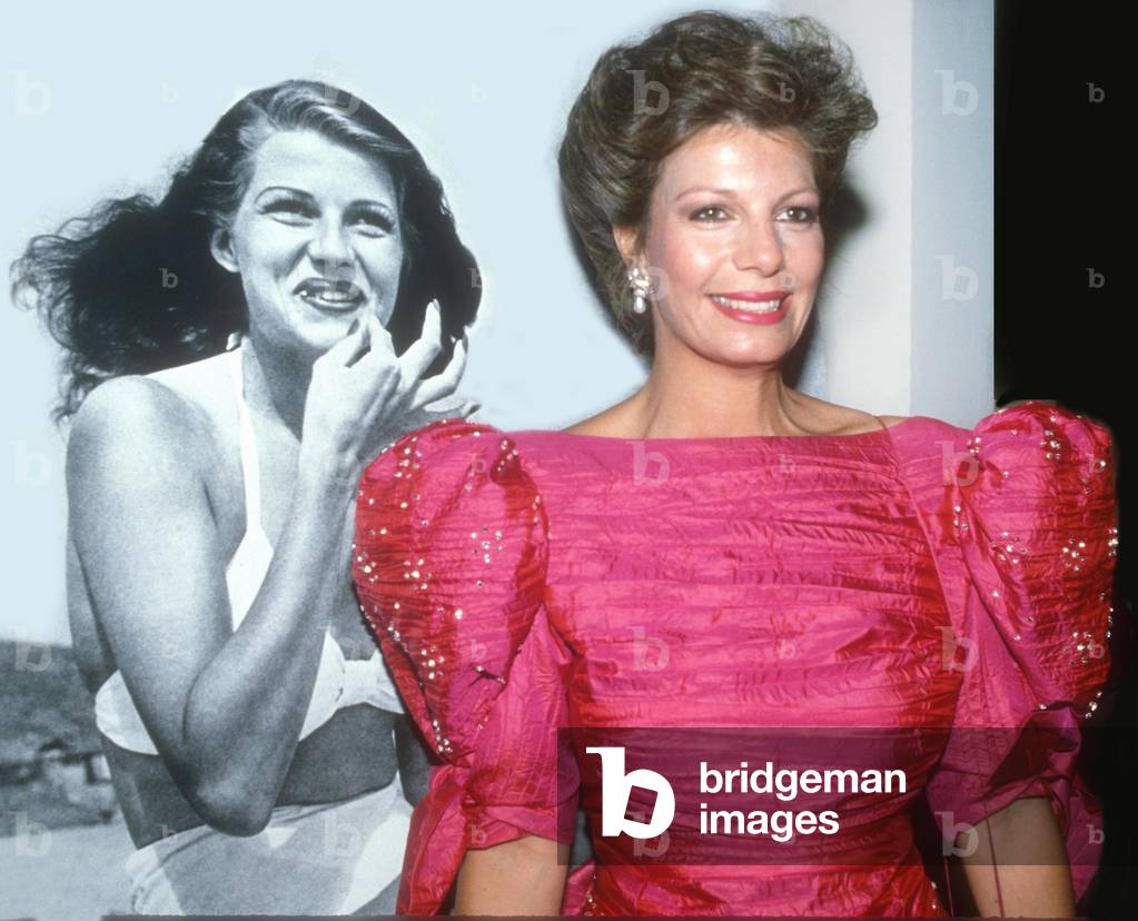 Yasmin Khan, 1985 (Mom Rita Hayworth on cover of LIFE) (photo)