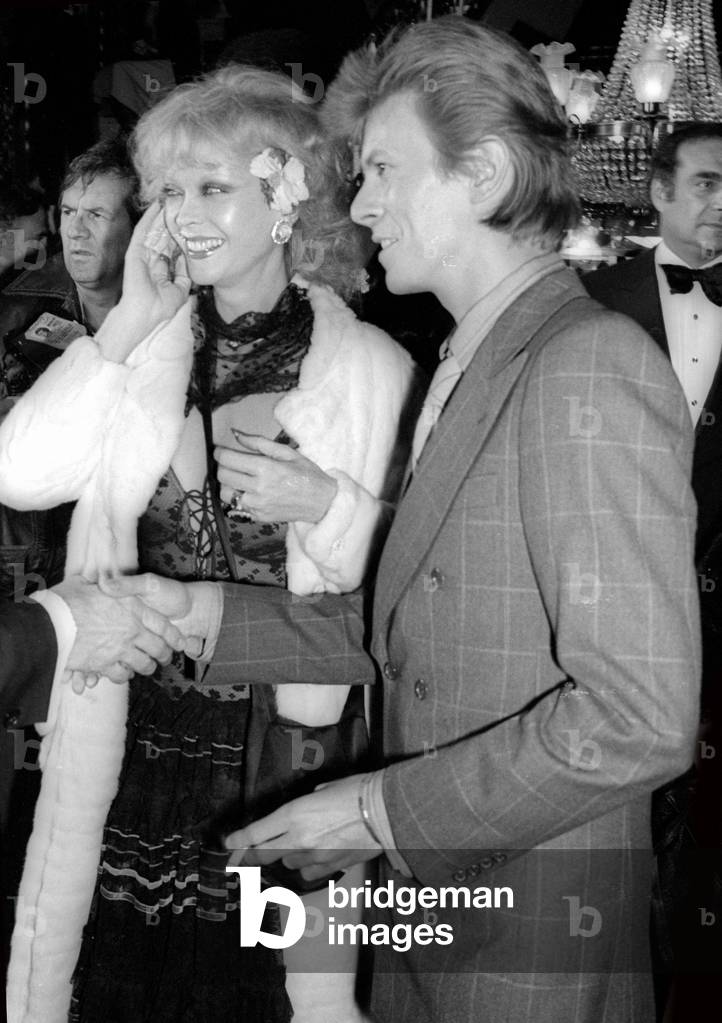 Monique Van Vooren David Bowie, 1977 (photo)