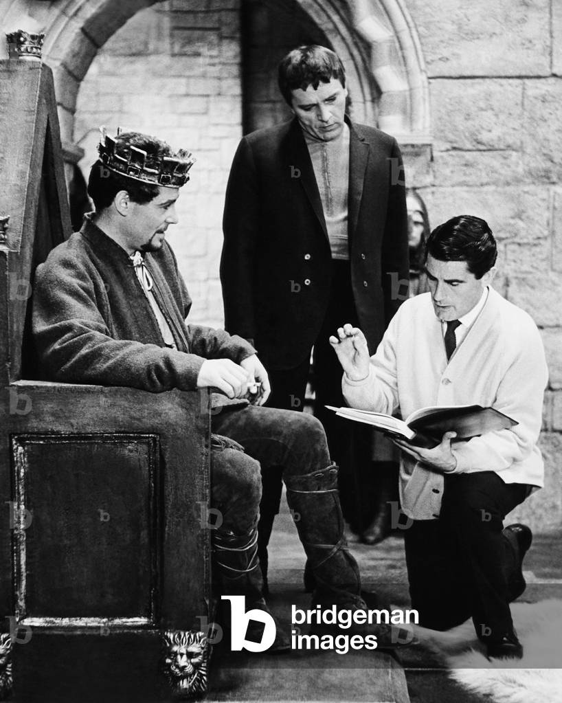BECKET, from left: Peter O'Toole, Richard Burton, director Peter Glenville on set, 1964