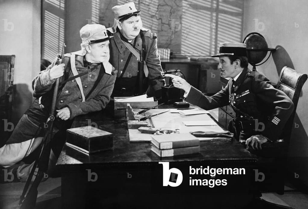 THE FLYING DEUCES, from left: Stan Laurel, Oliver Hardy, Charles Middleton, 1939