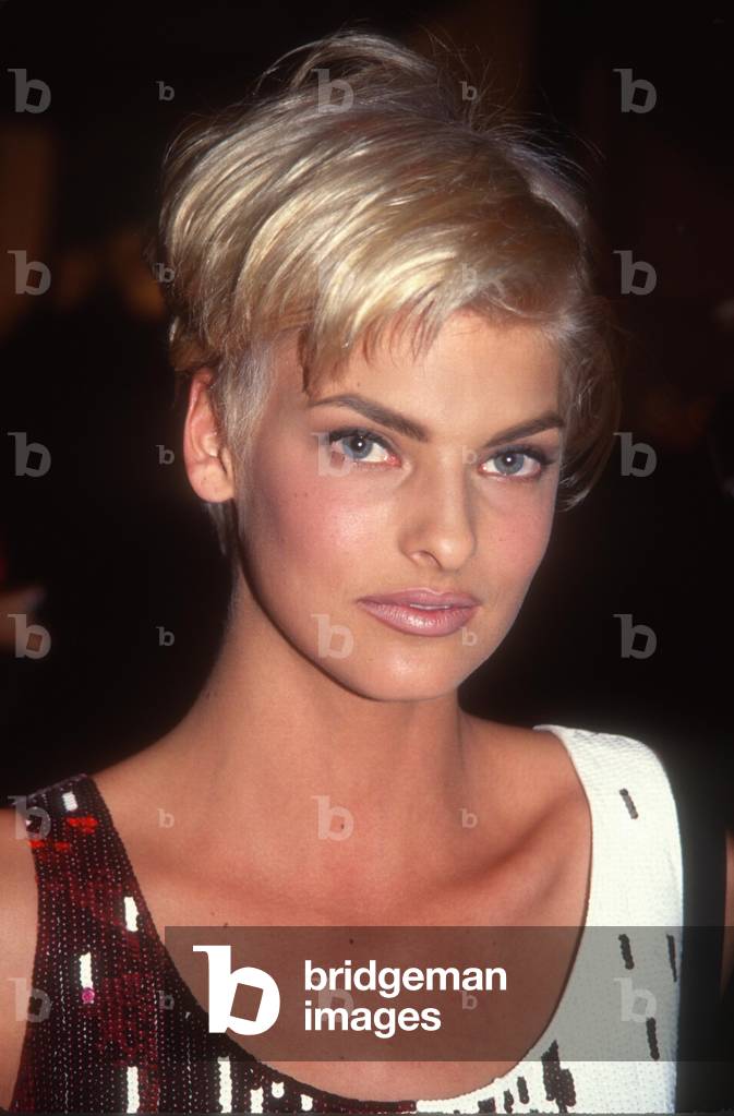 Linda Evangalista, 1990 (photo)