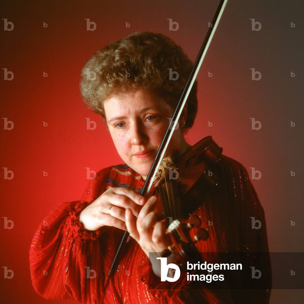 Monica Huggett  with