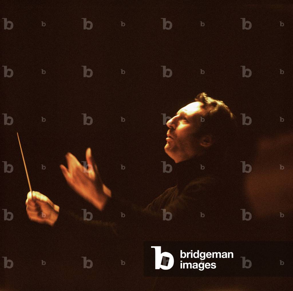 Carlo Maria Giulini conducting