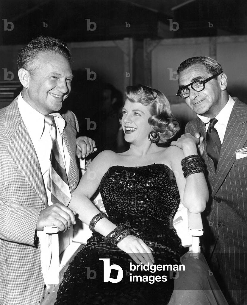 Image of WHITE CHRISTMAS, production executive Don Hartman, Rosemary Clooney,  composer Irving