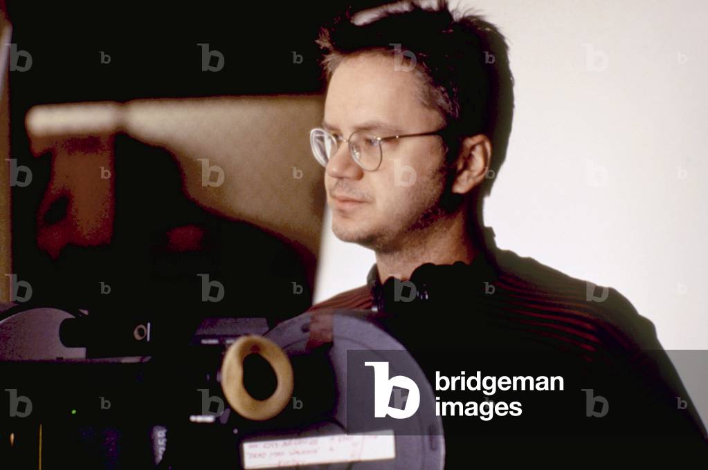 Image of DEAD MAN WALKING, Director Tim Robbins, on set, 1995, (c)Gramercy