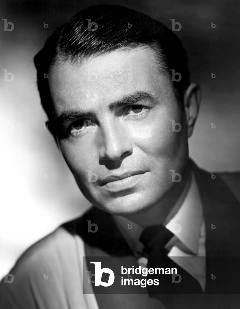 Image of FIVE FINGERS, James Mason, 1952, TM et Copyright 20th CenturyFox