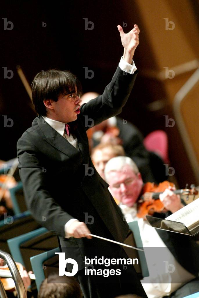 Ilan Volkov conducts BBC